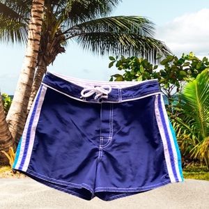 - BODYWAVES OLD SCHOOL LOOK BOARDSHORTS